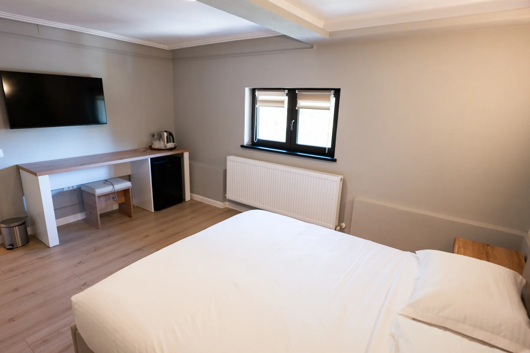 Bujorul Oltului – camere și apartamente